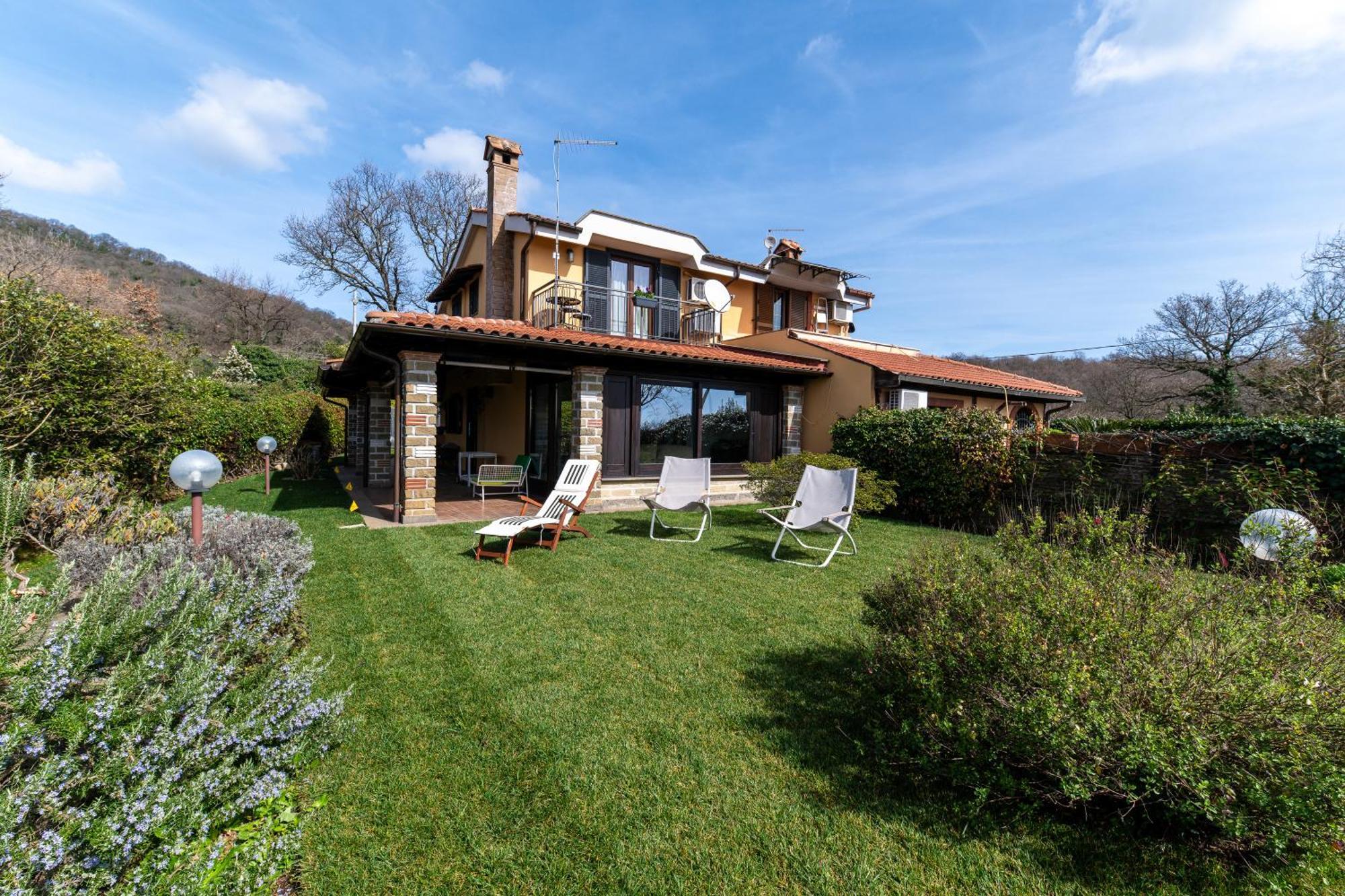 A Casa Di Fio' Trevignano Romano Exterior foto
